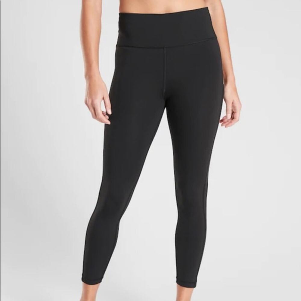 Athleta Black Ultimate Stash Pocket 7/8 Compression Tight Leggings Size Small